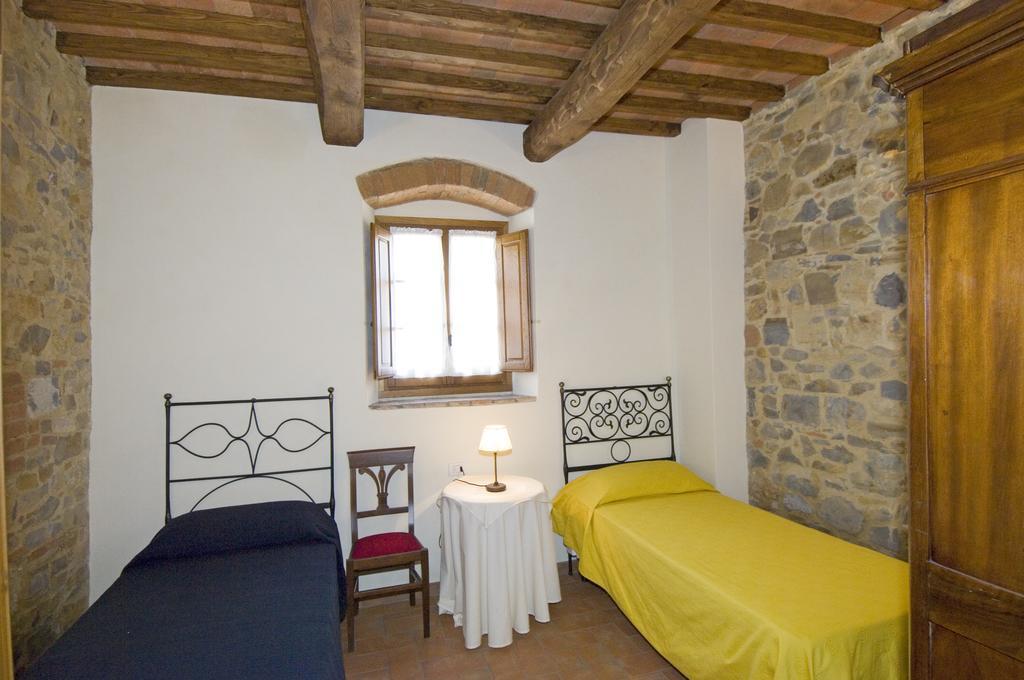 Agriturismo Campo Lungo San Donato in Poggio Стая снимка