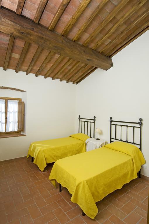 Agriturismo Campo Lungo San Donato in Poggio Стая снимка