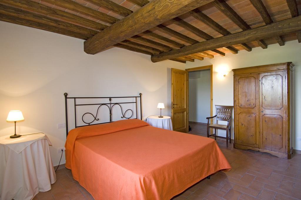 Agriturismo Campo Lungo San Donato in Poggio Стая снимка